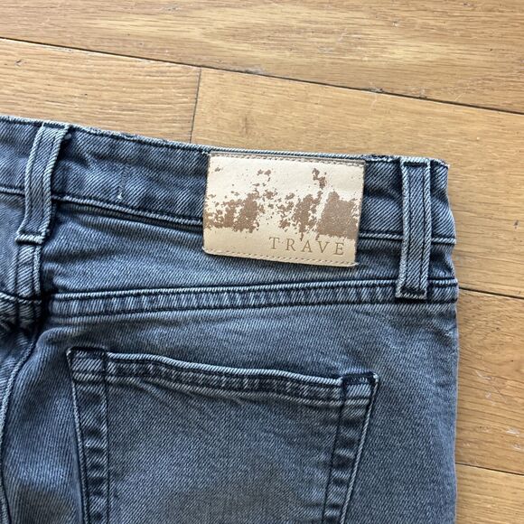 TRAVE Colette Midrise Kick Flare Raw Hem Jeans - Picture 10 of 10